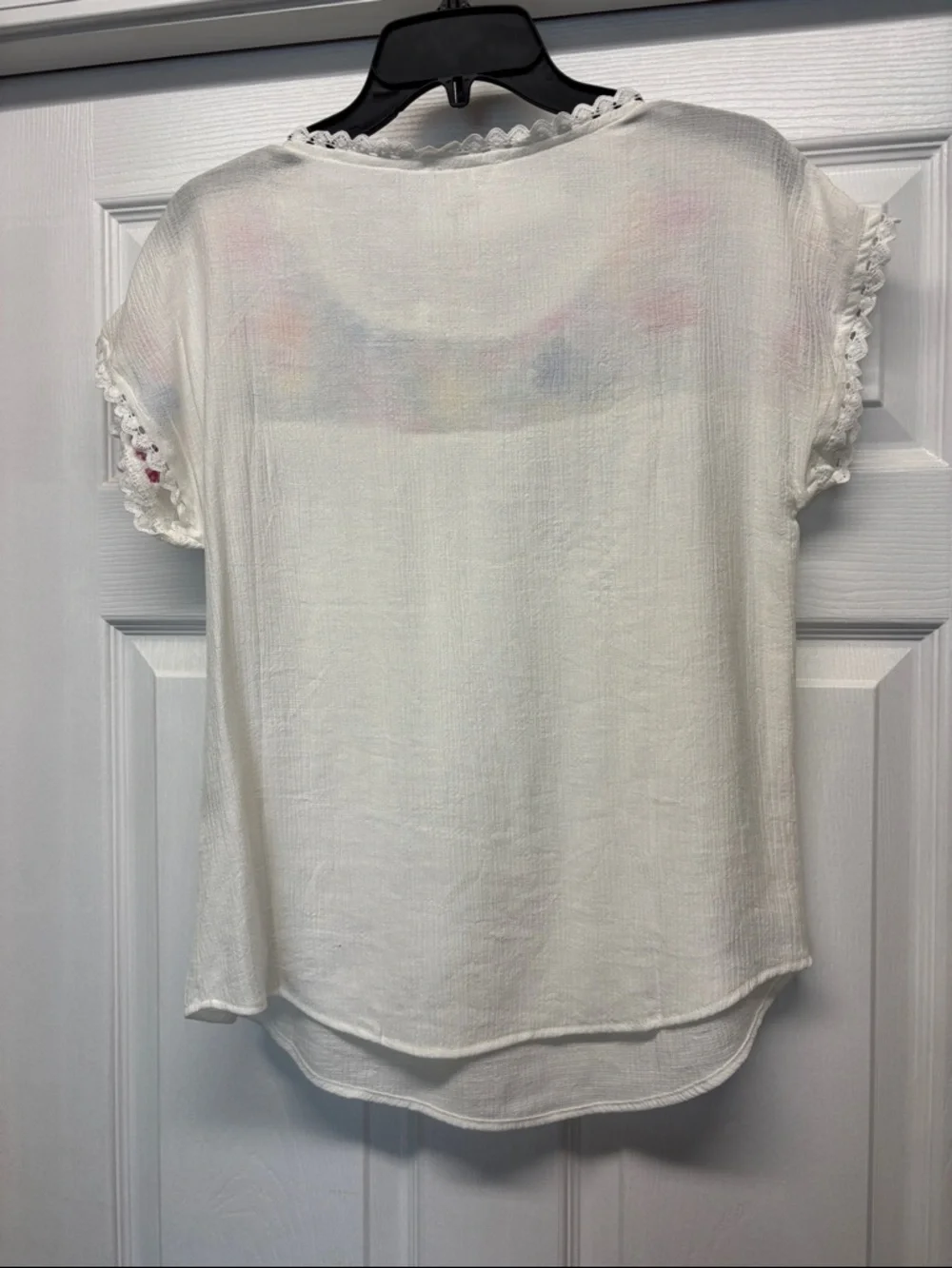 Blu Pepper White Floral Embroidered Peasant Top - Picture 3 of 3